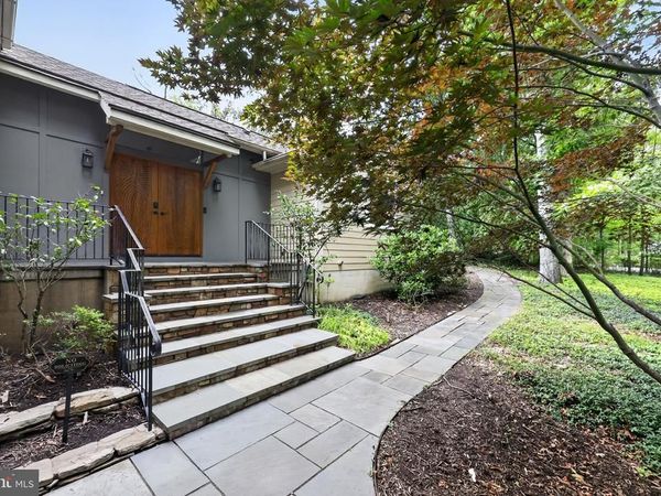 3725 LINDA LANE, ANNANDALE, VA 22003