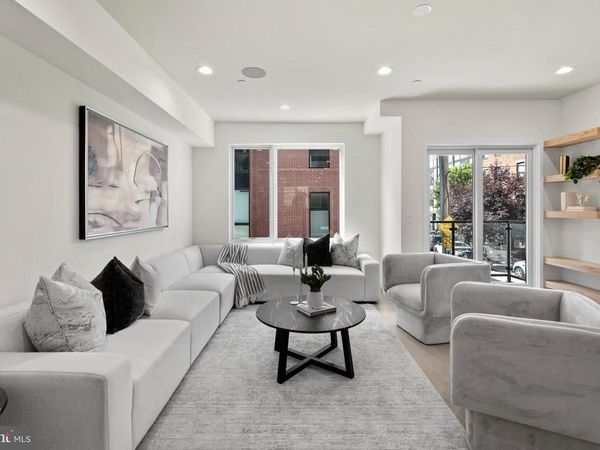 616 BRENNA WALK, PHILADELPHIA, PA 19123