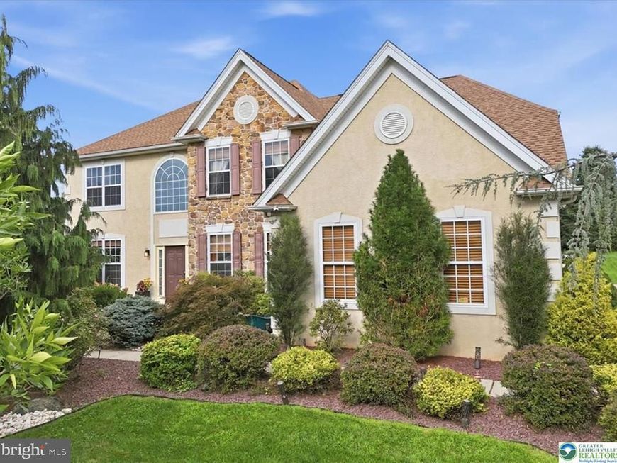18 Creek Court, Easton, PA 18040 Main Photo