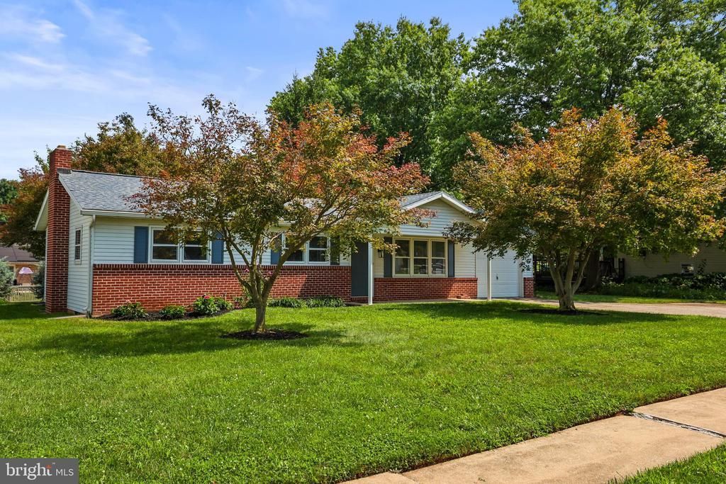 3511 VILLAGE ROAD, DOVER, PA 17315
