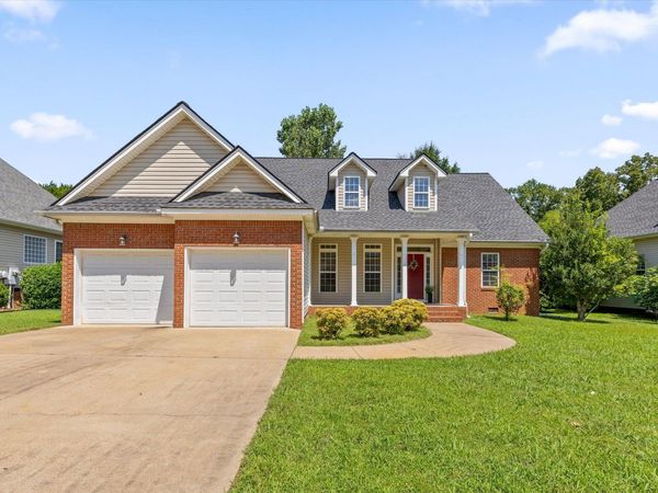 3423 Coach Drive, Hixson, TN 37343