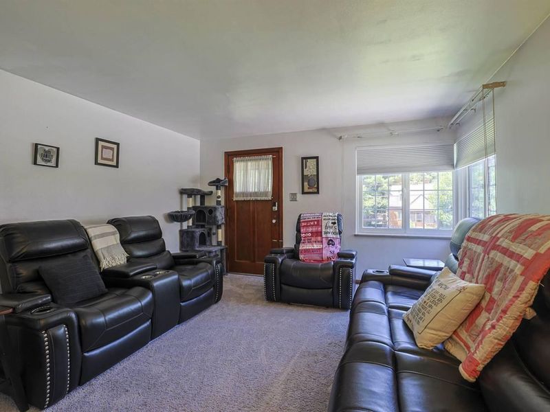 1 Howard Road, Fort Wright, KY 41011 Photo 3
