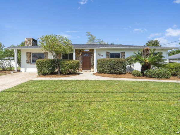 1212 Arkansas Avenue, Lynn Haven, FL 32444