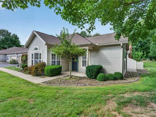 5645 Clingan Road , Unit 24 C, Struthers, OH 44471