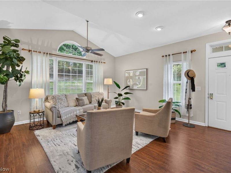 5645 Clingan Road , Unit 24 C, Struthers, OH 44471 Photo 9