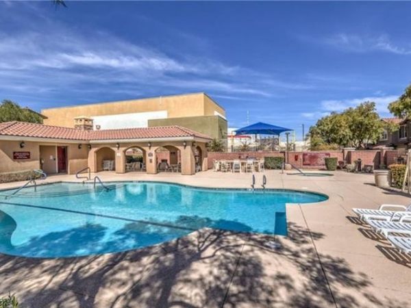 8549 Insignia Avenue, Unit 102, Las Vegas, NV 89178