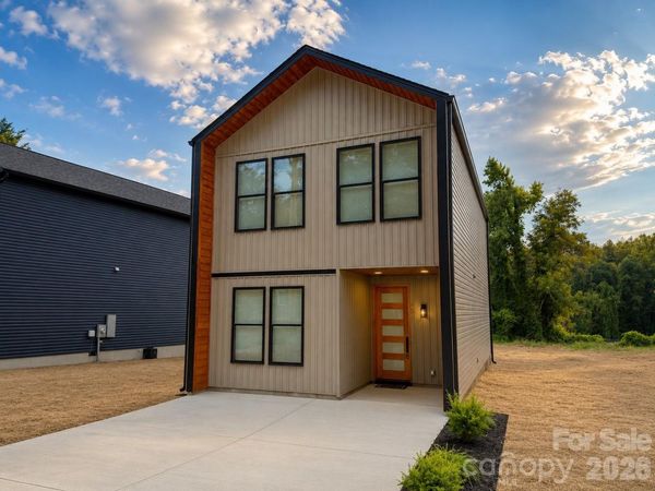 591 Central Drive NW, Concord, NC 28027