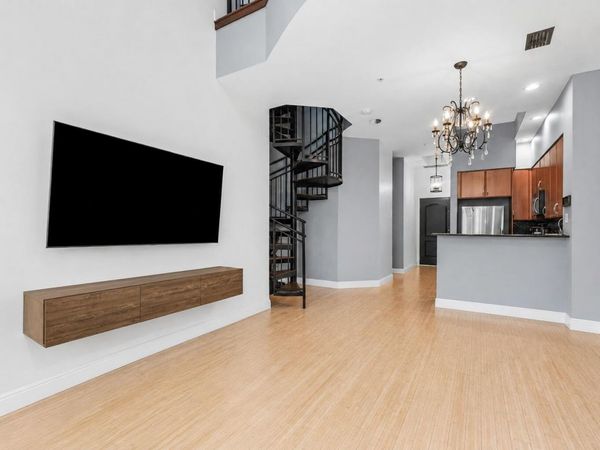 801 S Olive Avenue, Unit 220, West Palm Beach, FL 33401