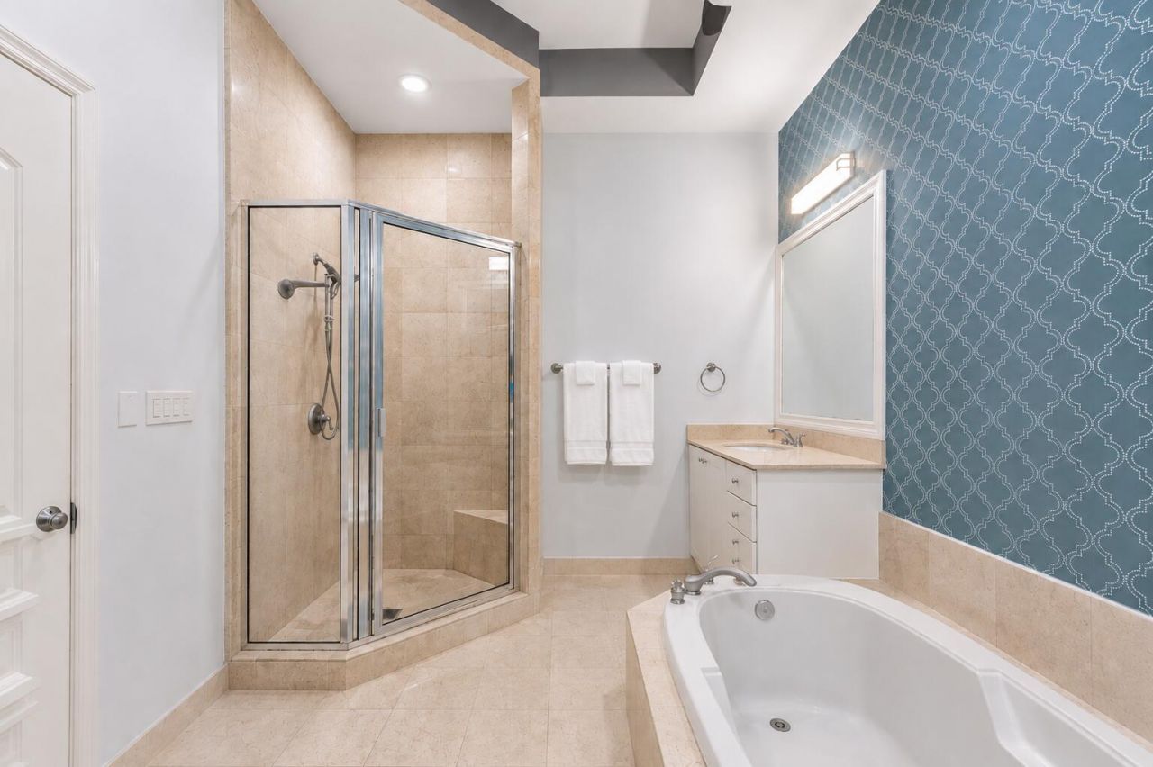 801 S Olive Avenue, Unit 220, West Palm Beach, FL 33401 Photo