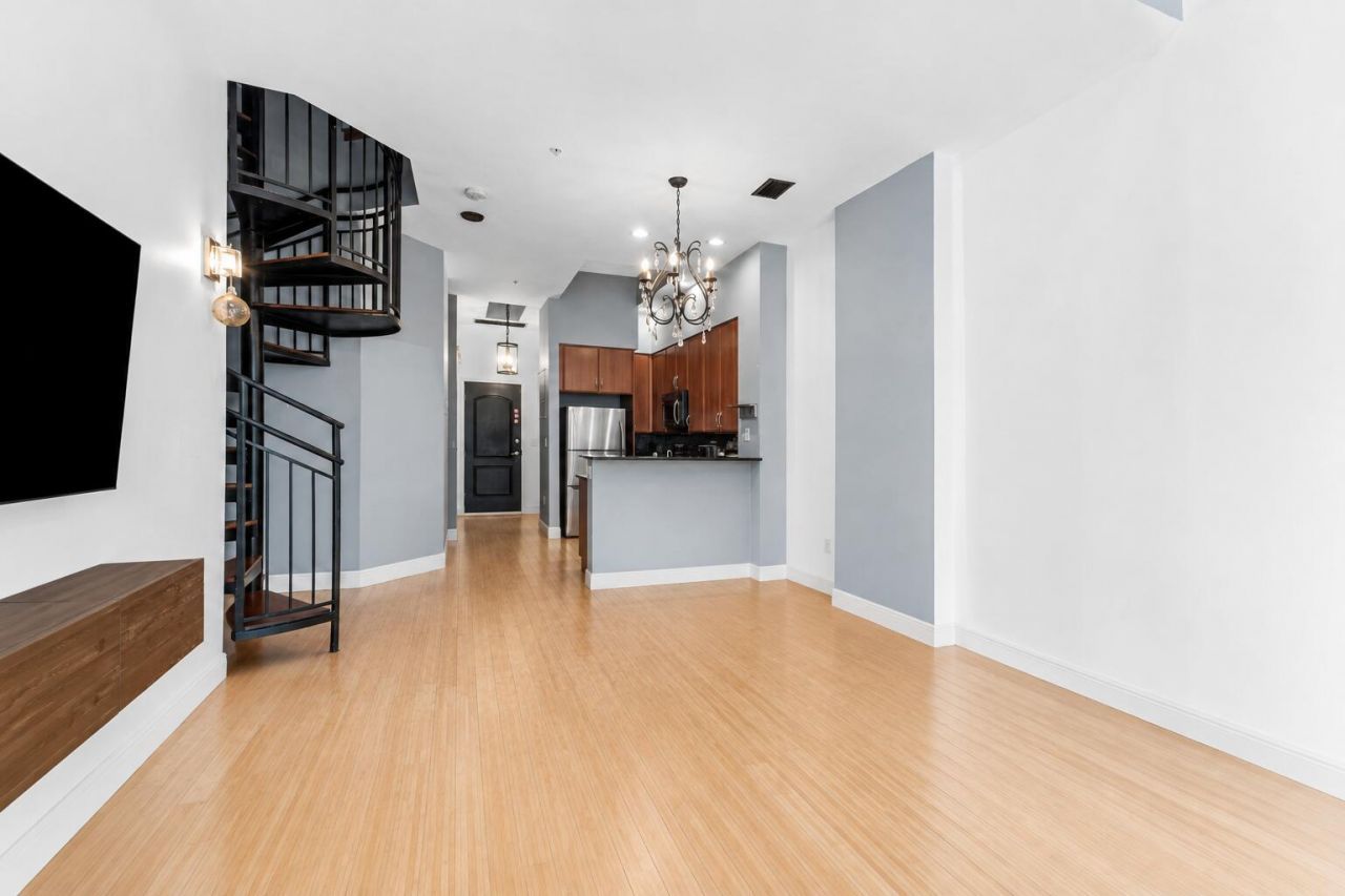 801 S Olive Avenue, Unit 220, West Palm Beach, FL 33401 Photo