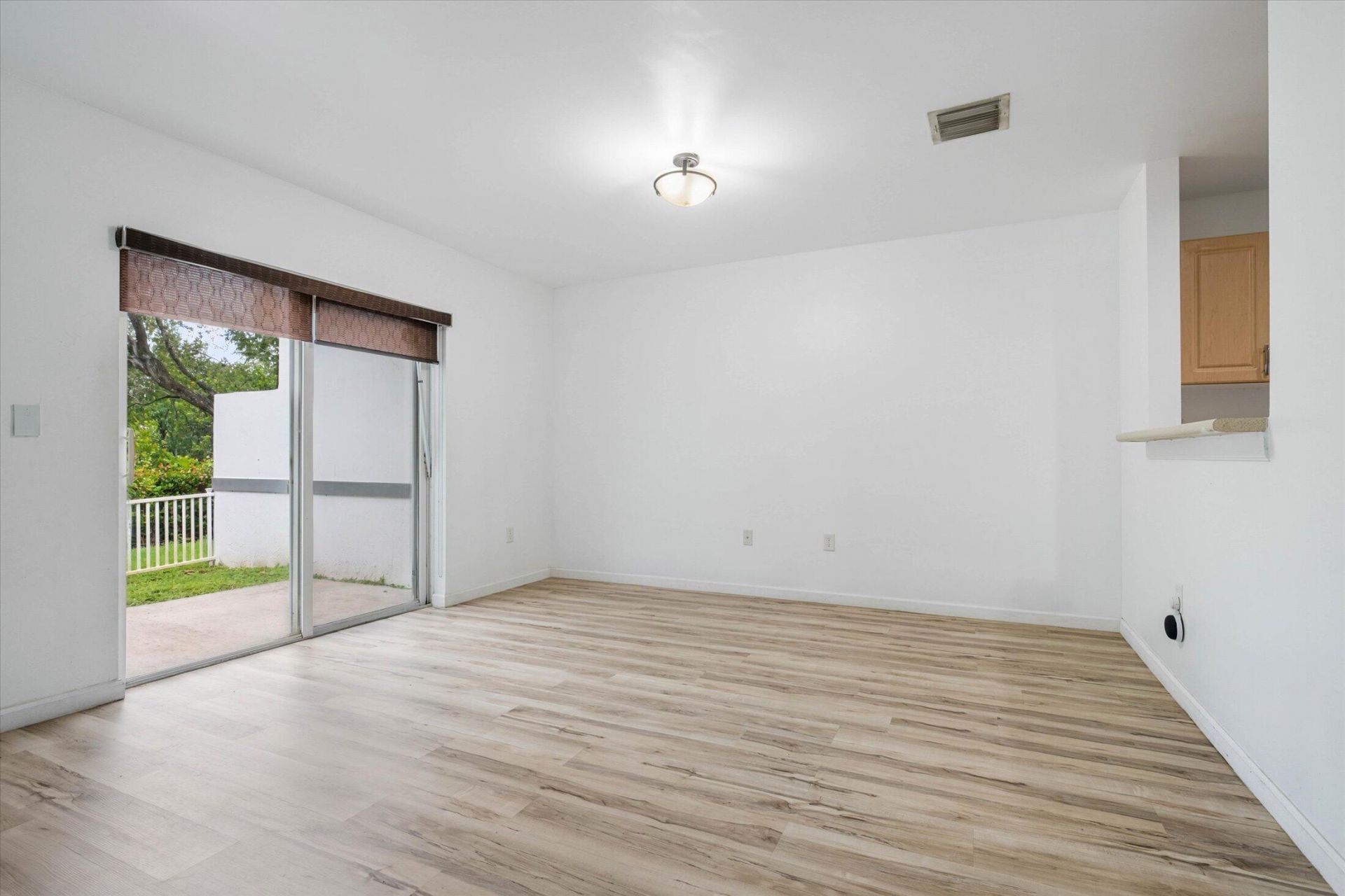 2030 NW 99th Way, Sunrise, FL 33322 Photo