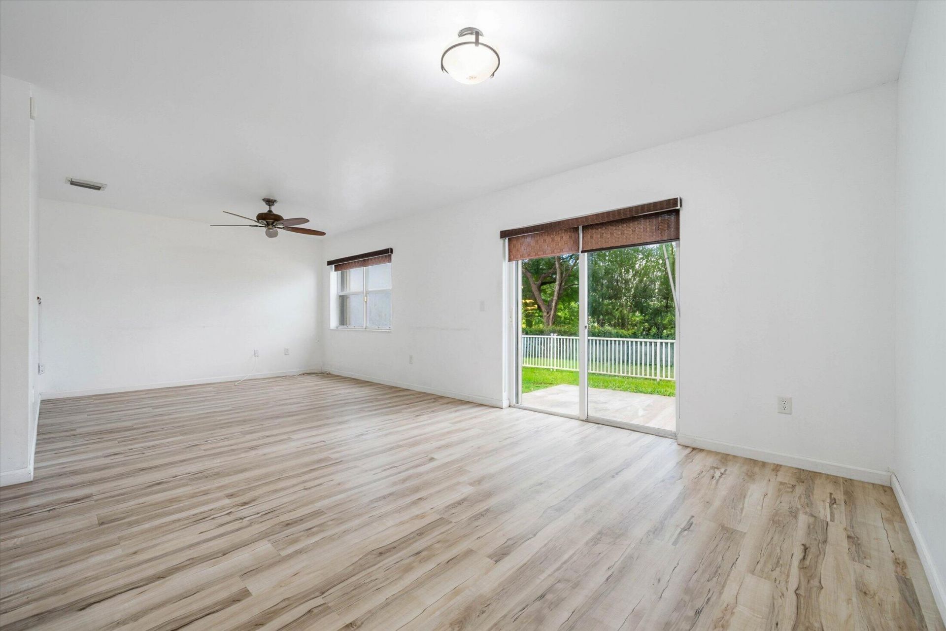 2030 NW 99th Way, Sunrise, FL 33322 Photo