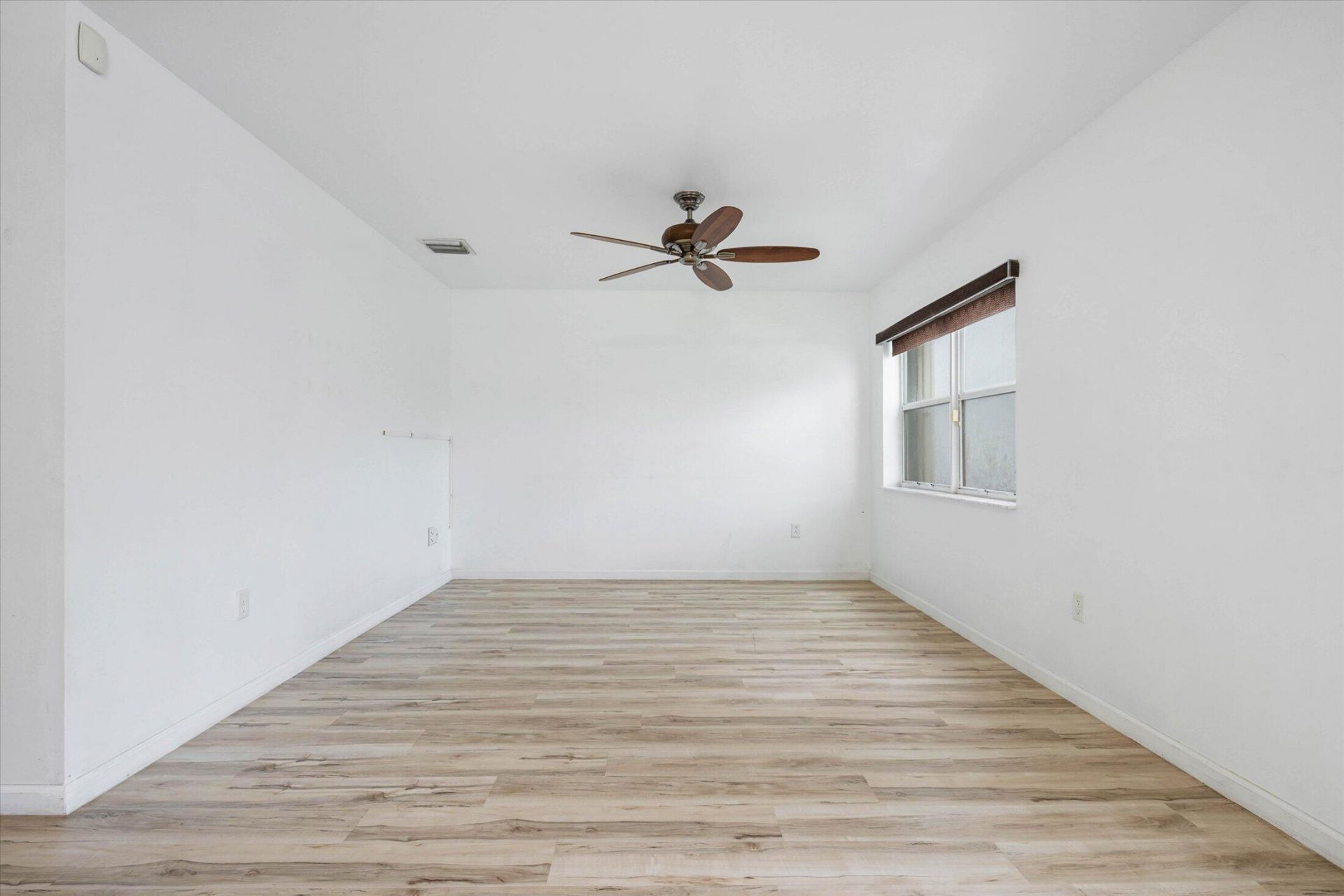 2030 NW 99th Way, Sunrise, FL 33322 Photo