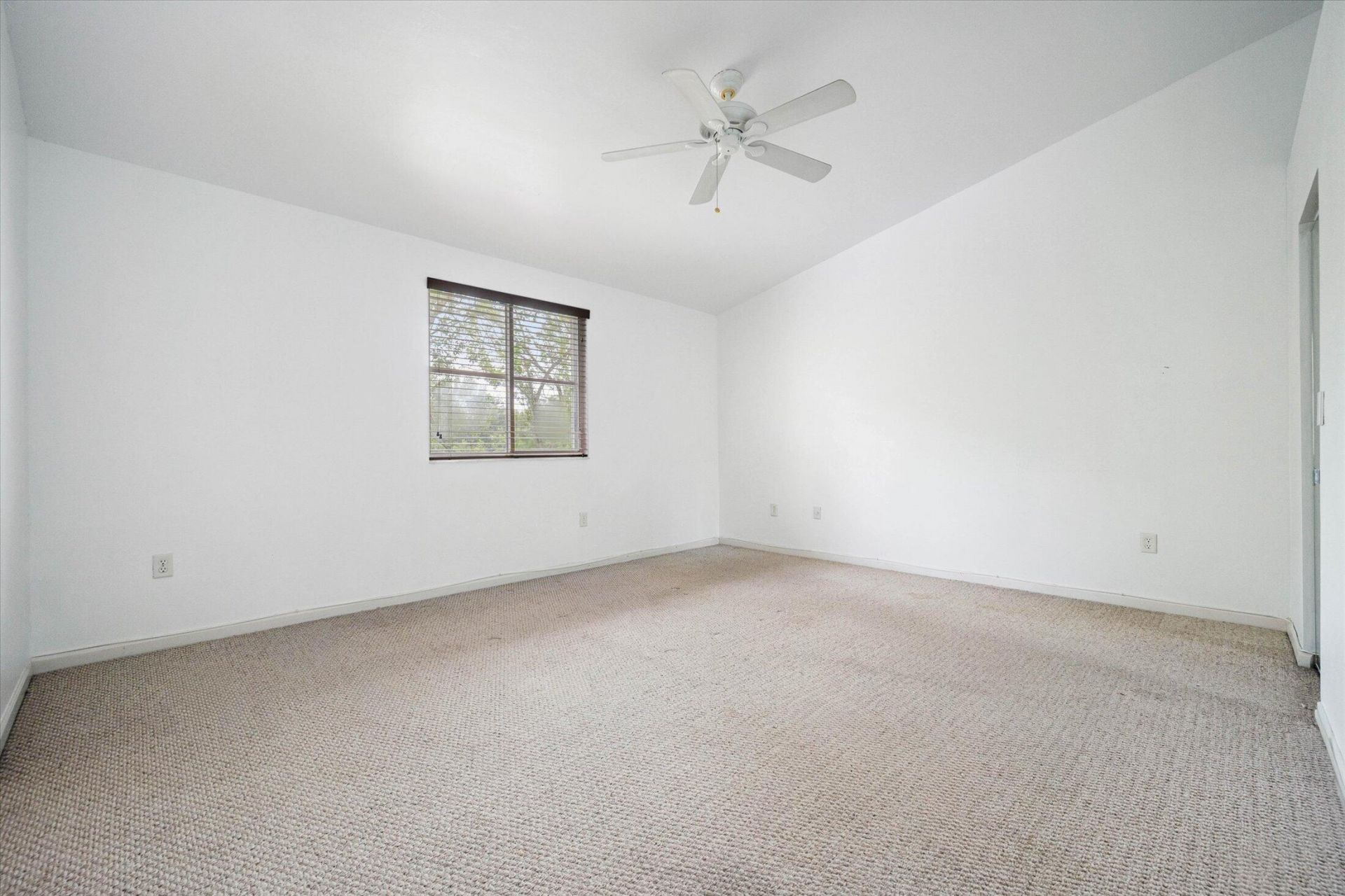 2030 NW 99th Way, Sunrise, FL 33322 Photo