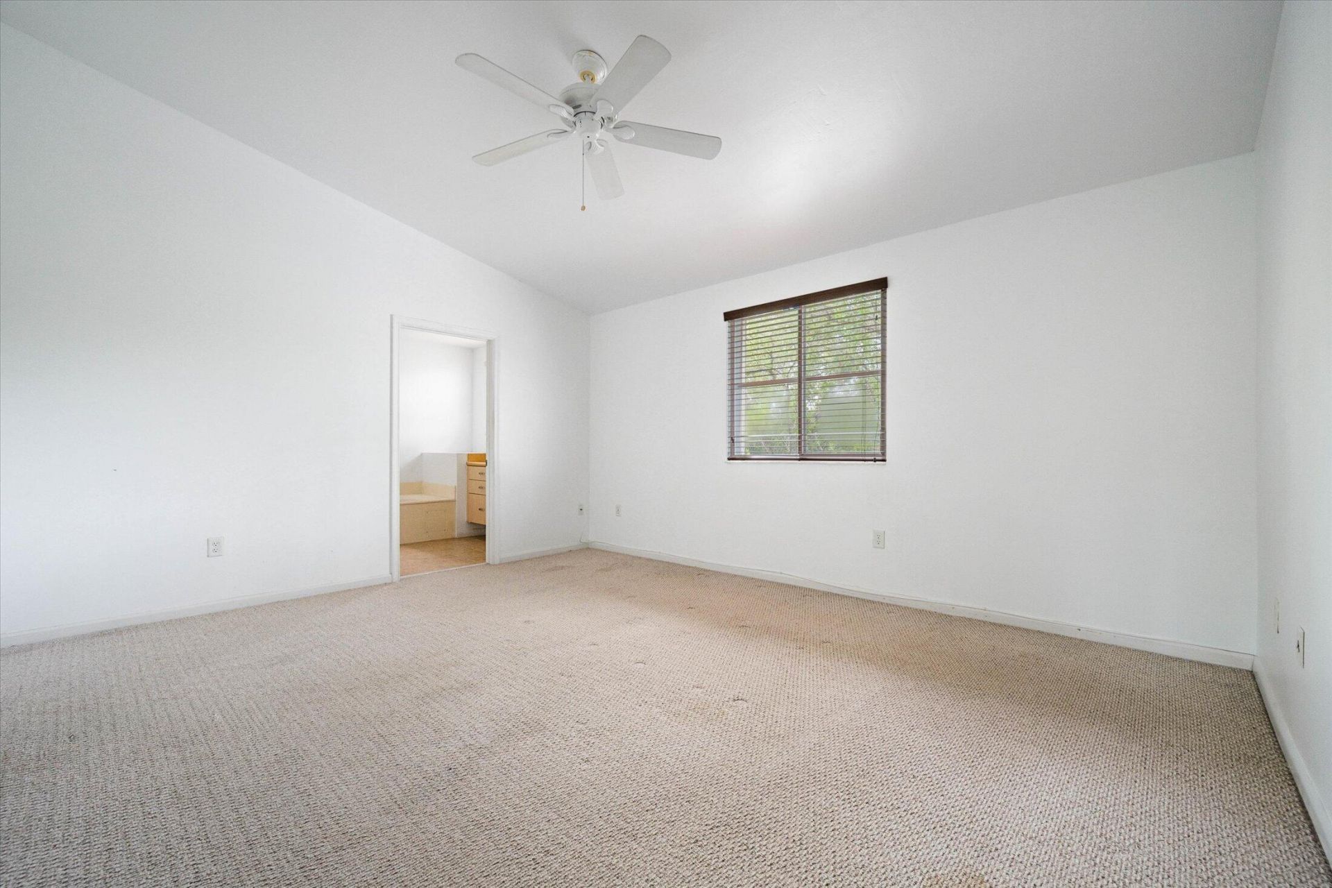 2030 NW 99th Way, Sunrise, FL 33322 Photo
