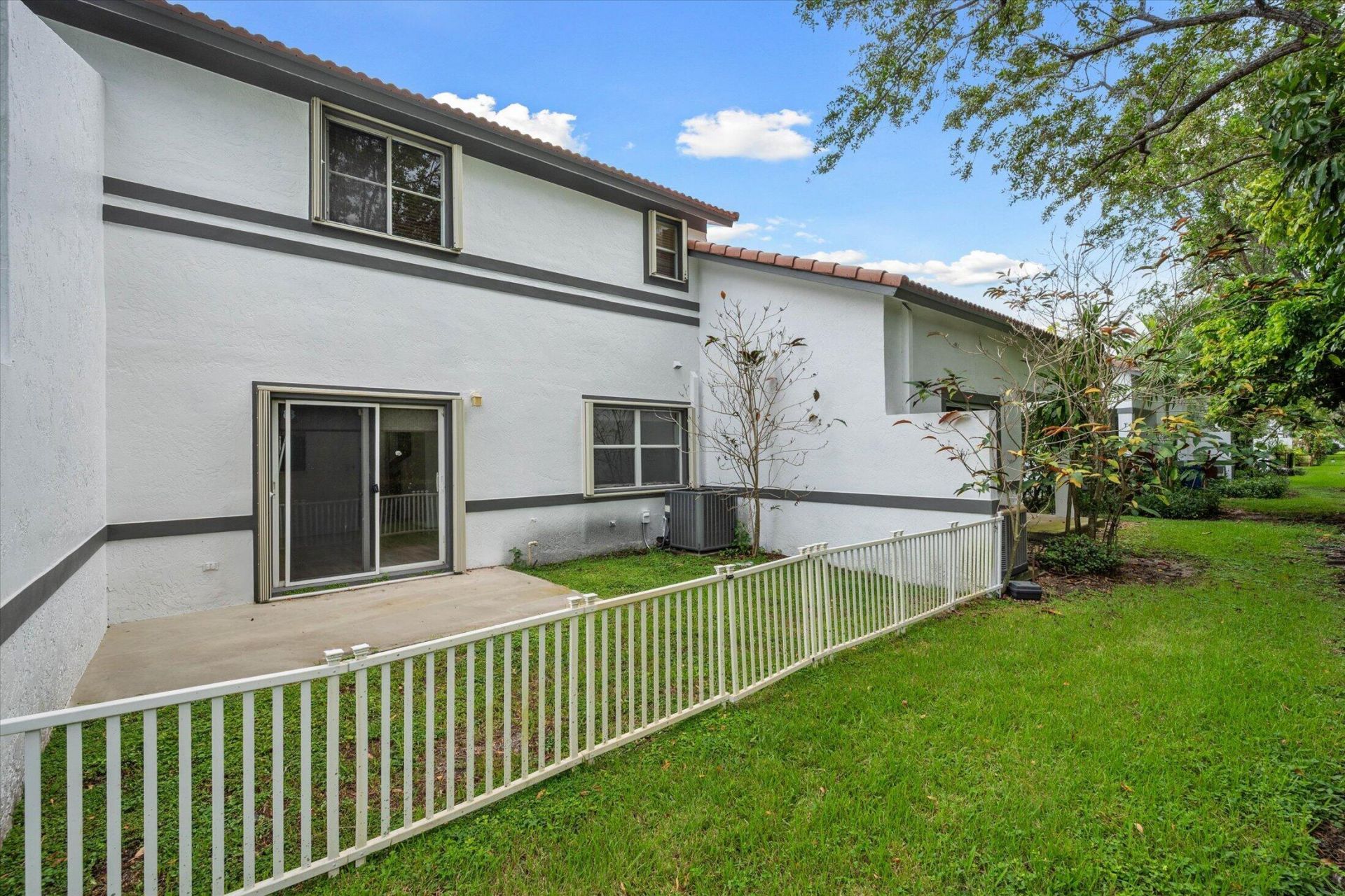 2030 NW 99th Way, Sunrise, FL 33322 Photo