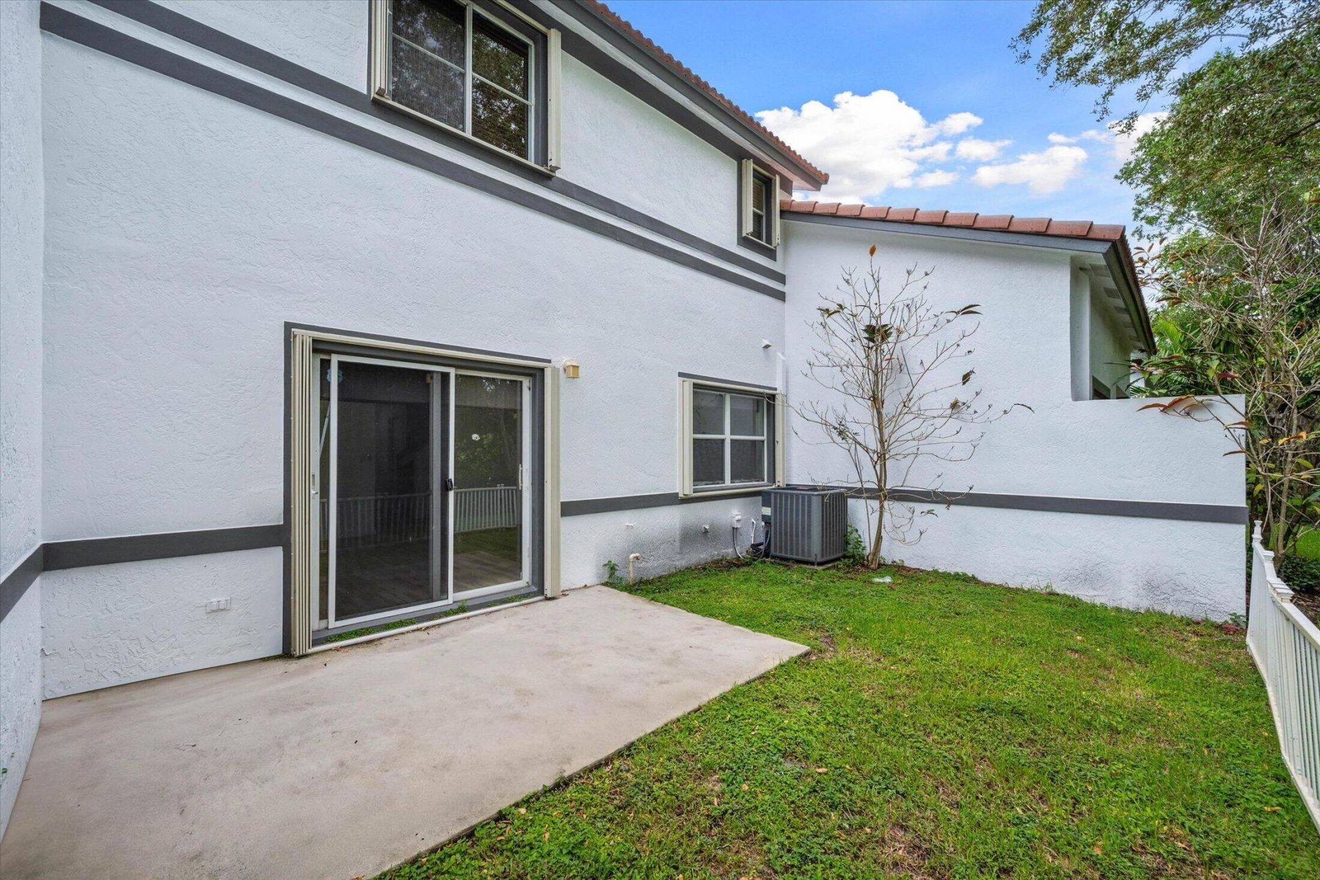 2030 NW 99th Way, Sunrise, FL 33322 Photo