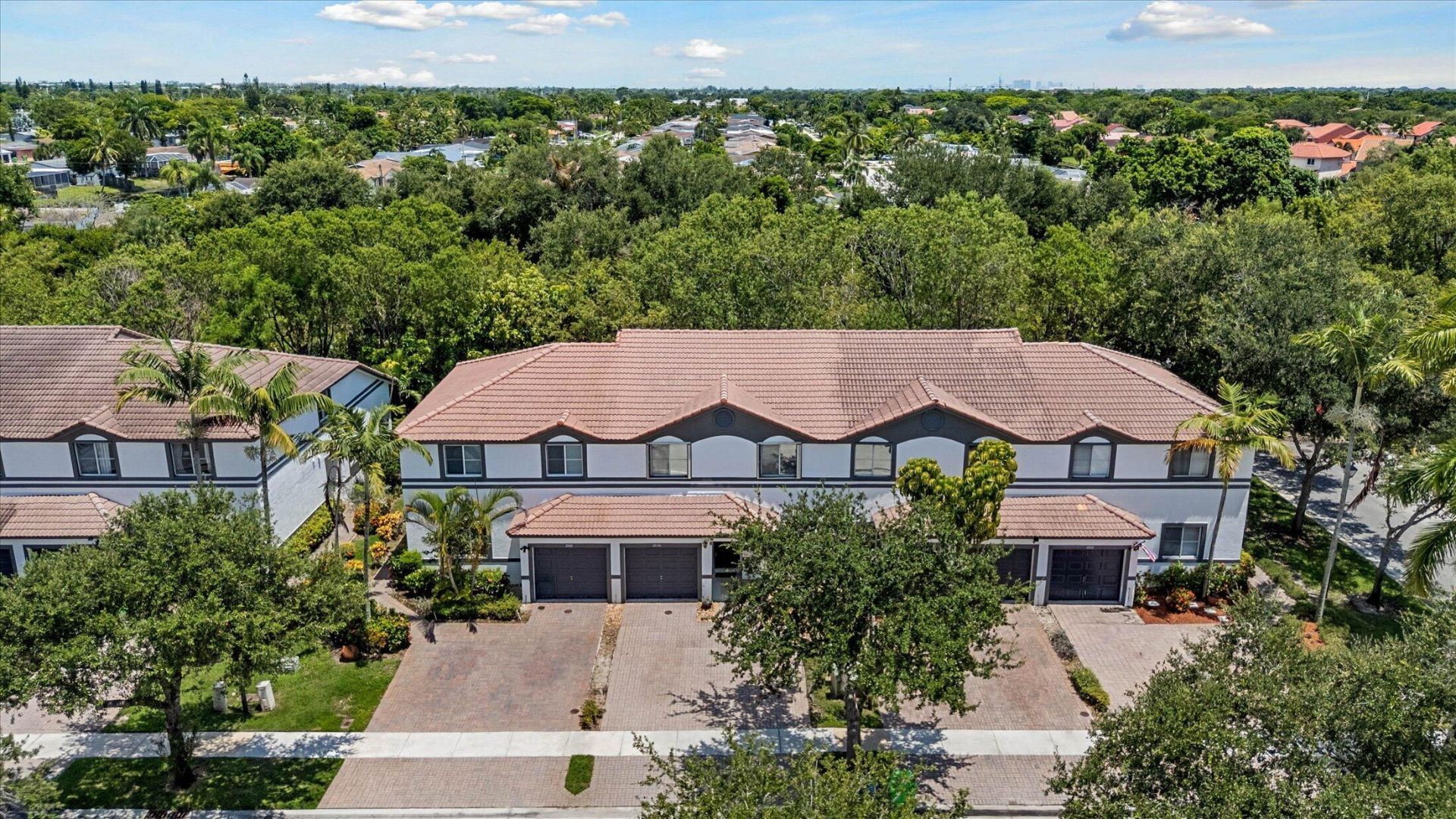 2030 NW 99th Way, Sunrise, FL 33322 Photo