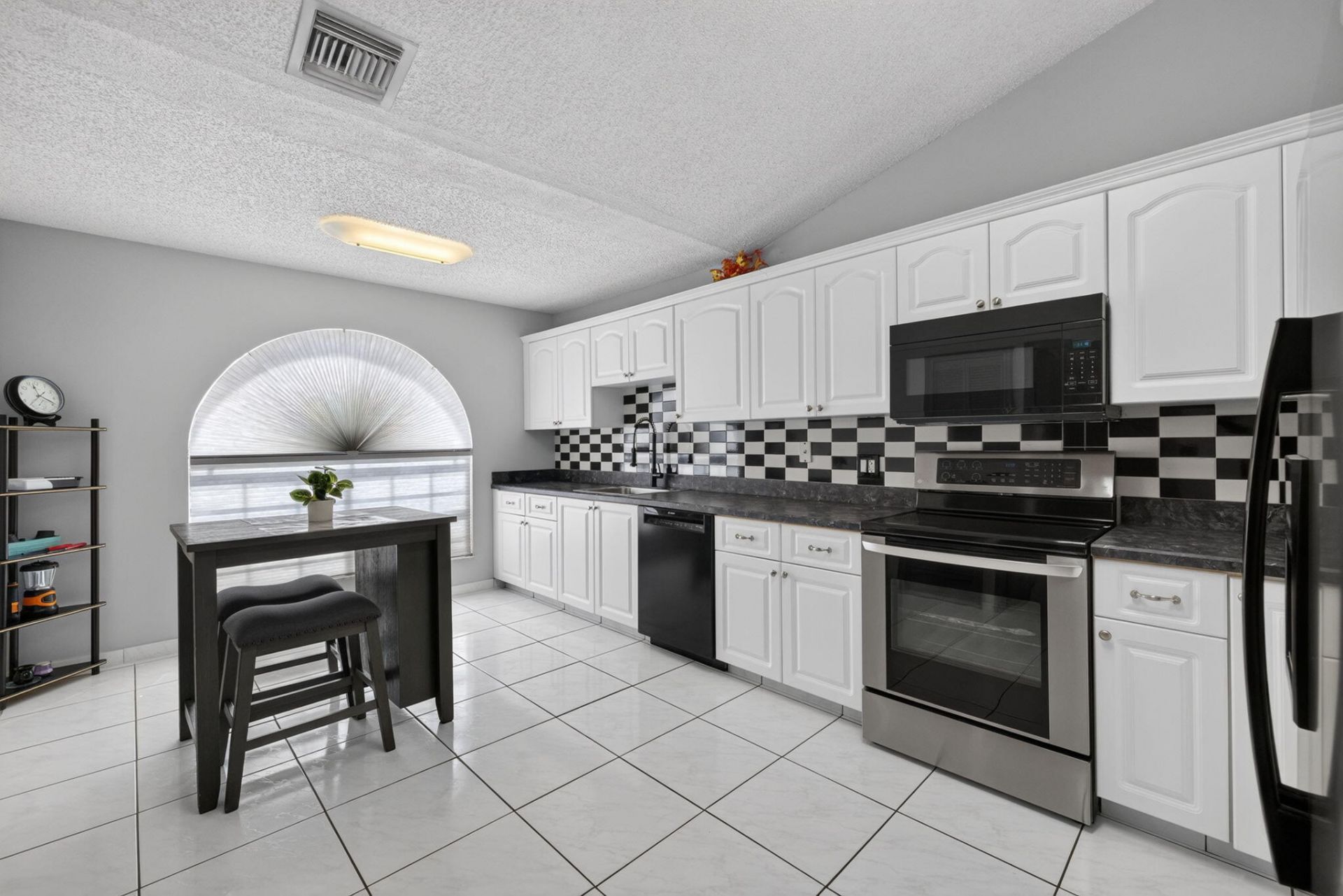 2852 SW Giralda Street, Port Saint Lucie, FL 34953 Photo