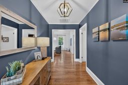 1426 Geiger Avenue photo 4