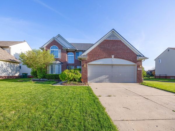 7798 Greene Farm Drive, Ypsilanti, MI 48197