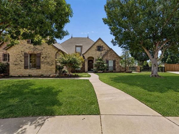 1300 Redbud Court, Moore, OK 73160