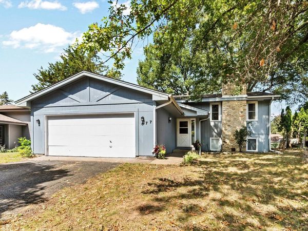677 California Avenue E, Saint Paul, MN 55106