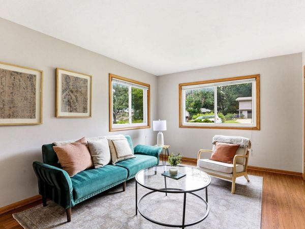 6218 France Avenue S, Edina, MN 55410