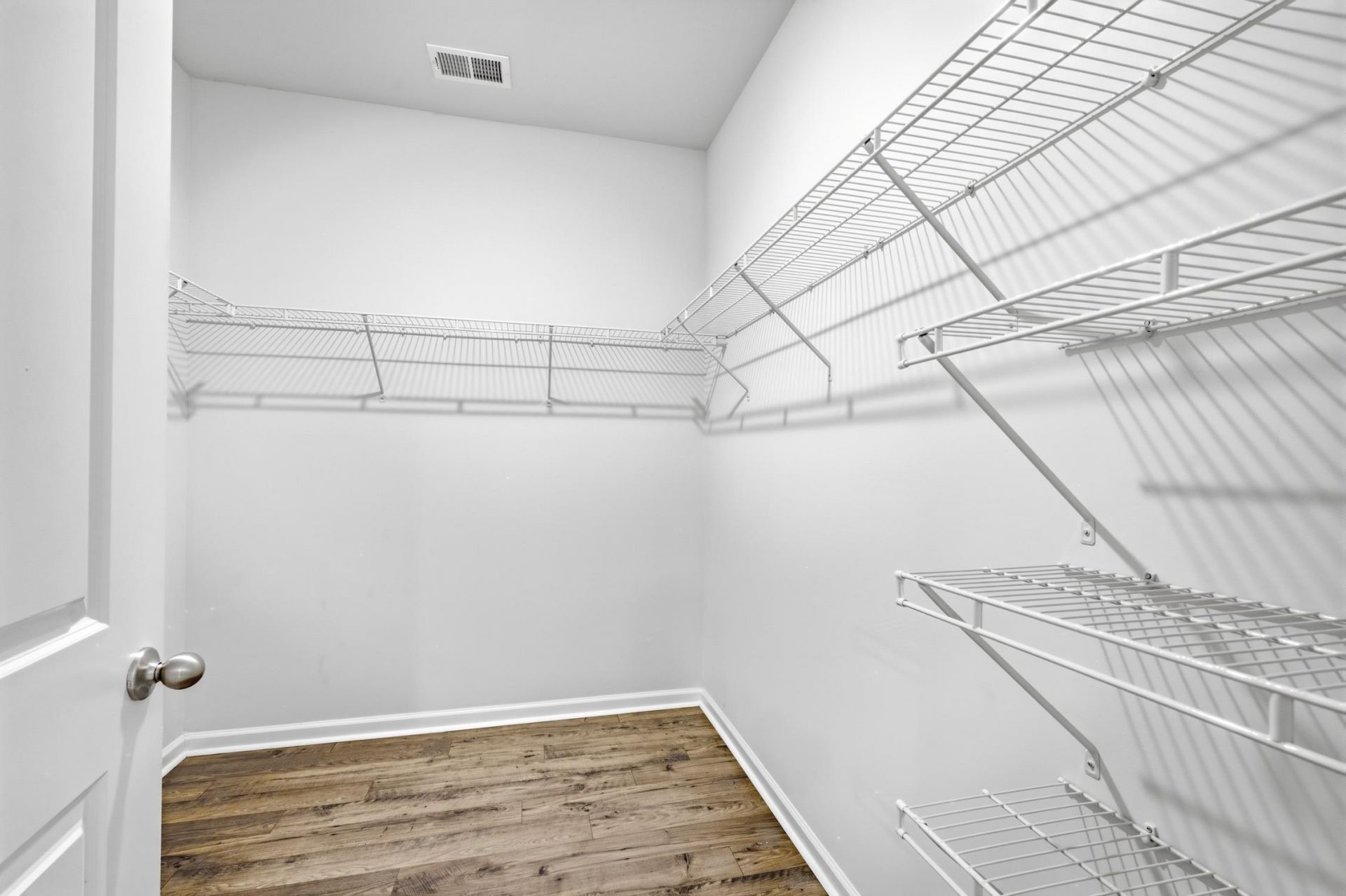 1024 Hawks Nest Ln. Photo 10