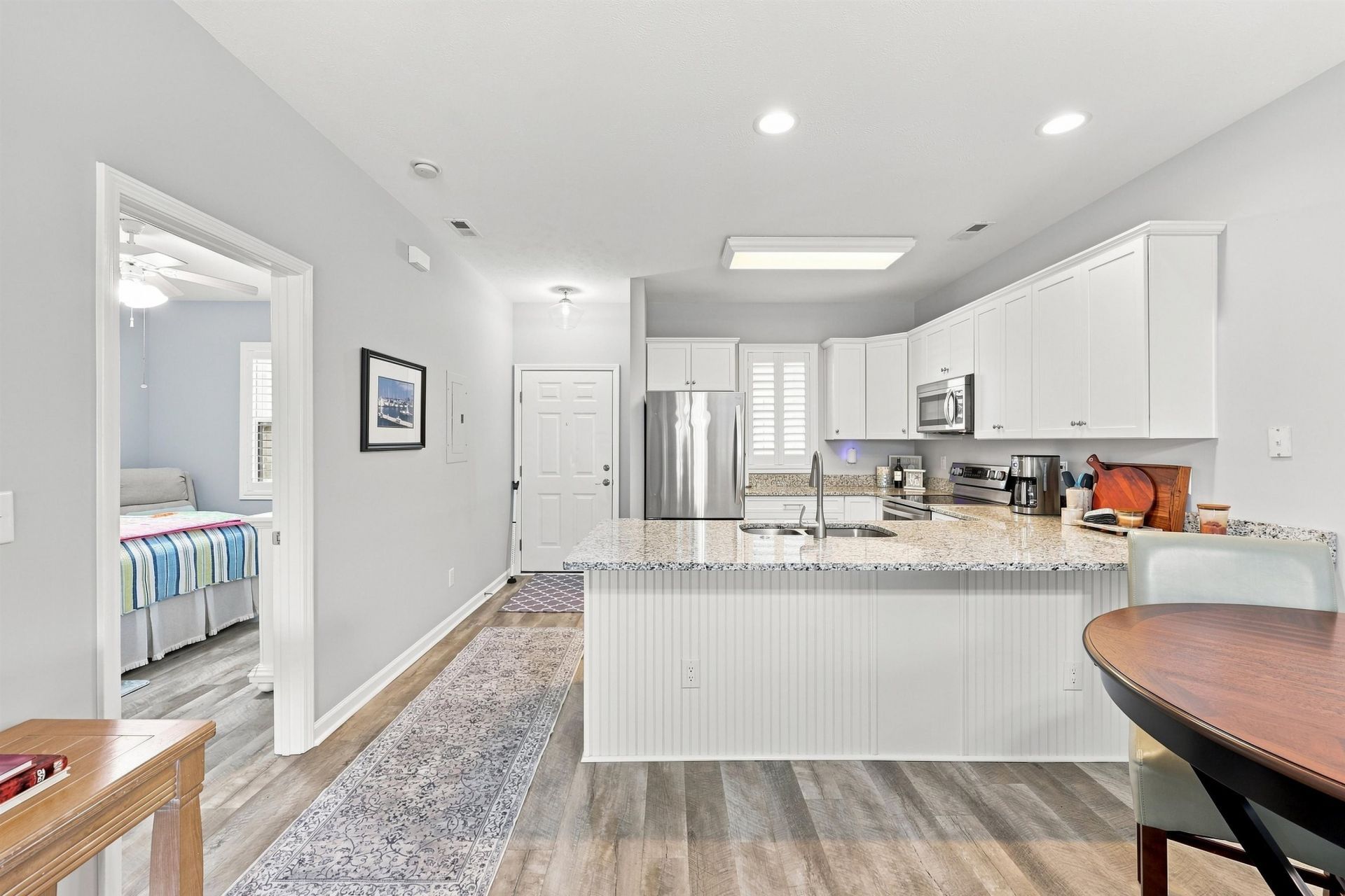901 W Port Dr. Photo 6