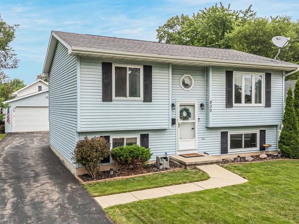 830 OSBORN AVENUE, Oshkosh, WI 54902