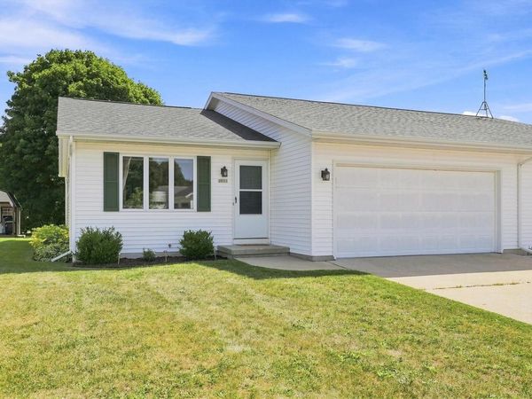 2033 Kellner STREET, Manitowoc, WI 54220