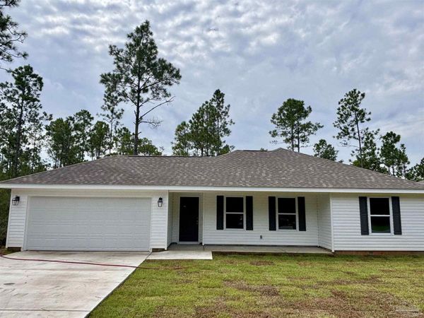 5589 Santa Monica St, Milton, FL 32583