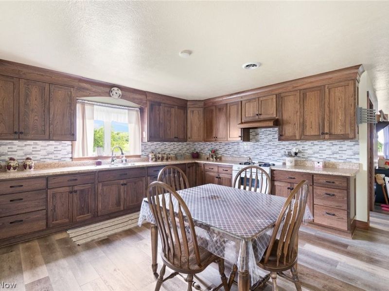 8265 Mark Road NE, Kensington, OH 44427 Photo 10
