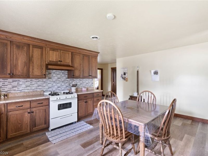 8265 Mark Road NE, Kensington, OH 44427 Photo 13