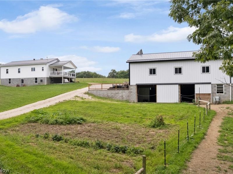 8265 Mark Road NE, Kensington, OH 44427 Photo 30