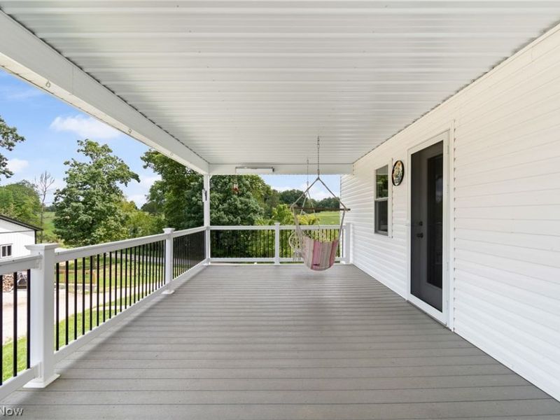 8265 Mark Road NE, Kensington, OH 44427 Photo 4