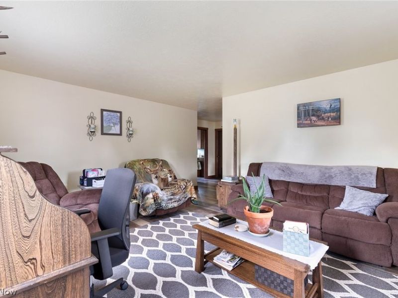 8265 Mark Road NE, Kensington, OH 44427 Photo 9