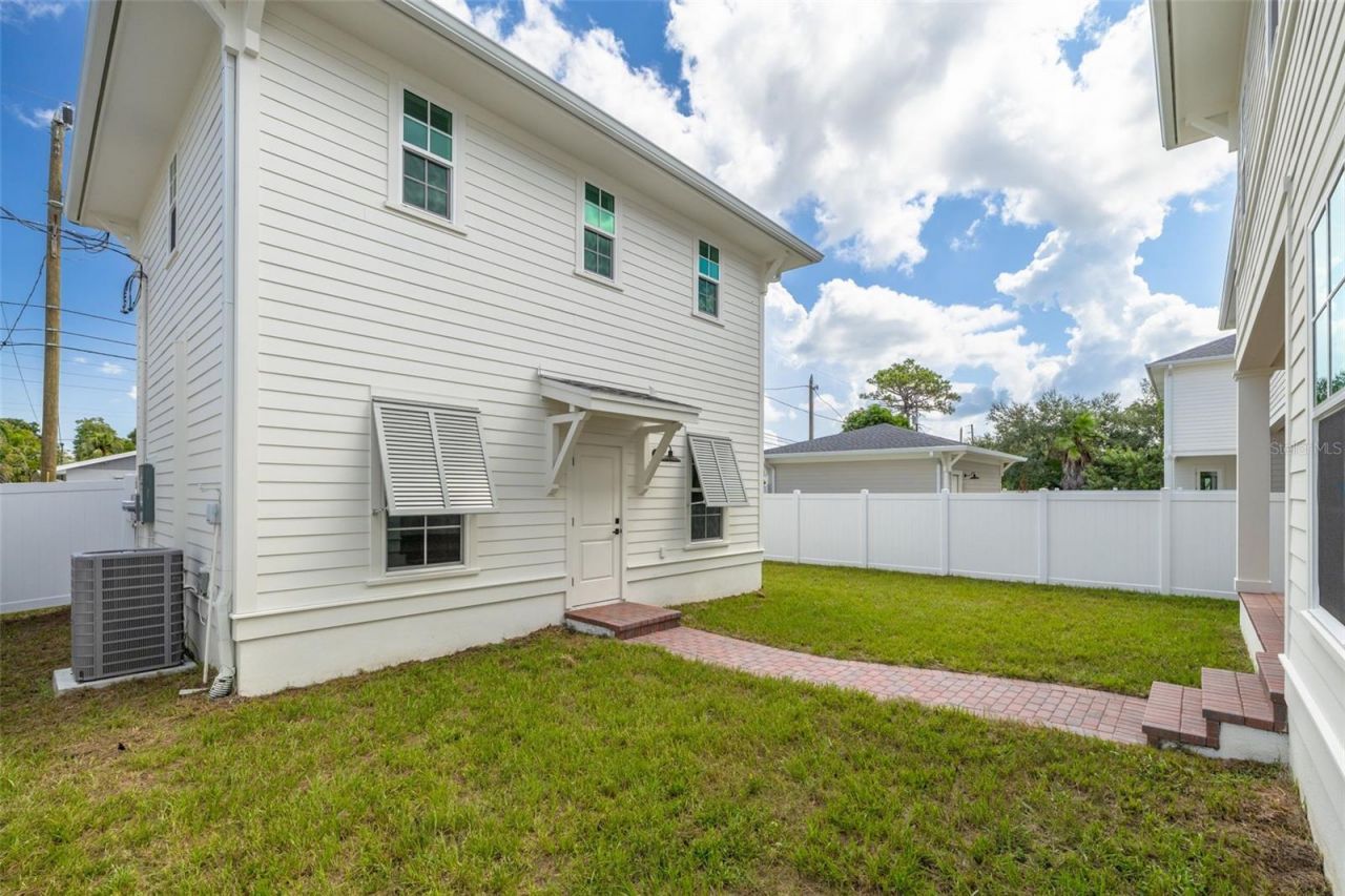 461 47th Avenue N, Saint Petersburg, FL 33703 Photo