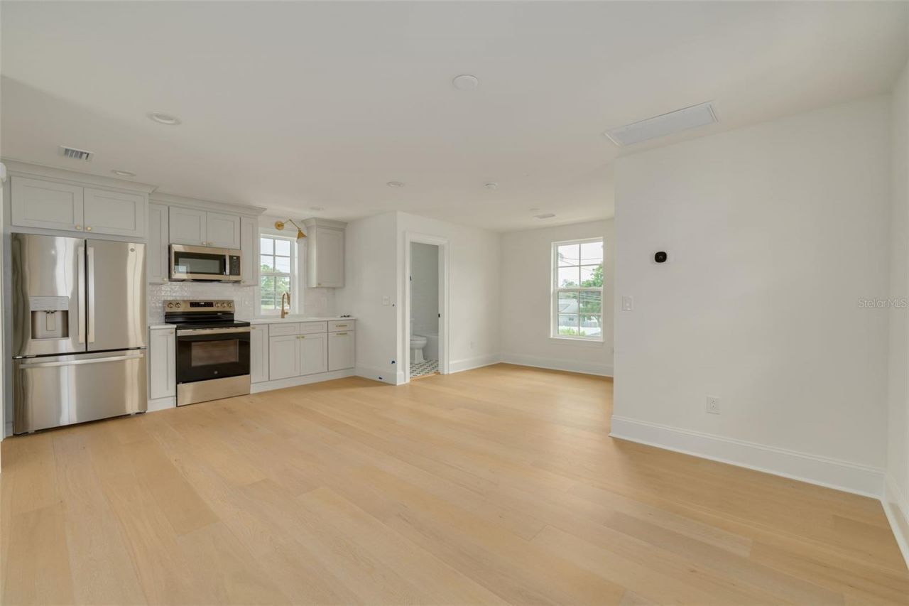 461 47th Avenue N, Saint Petersburg, FL 33703 Photo