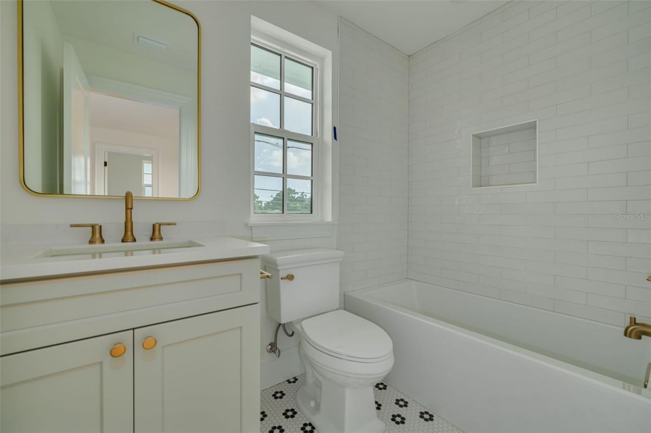 461 47th Avenue N, Saint Petersburg, FL 33703 Photo