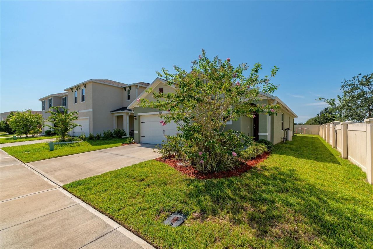 2057 Twin Flower Lane , Sanford, FL 32771 Photo