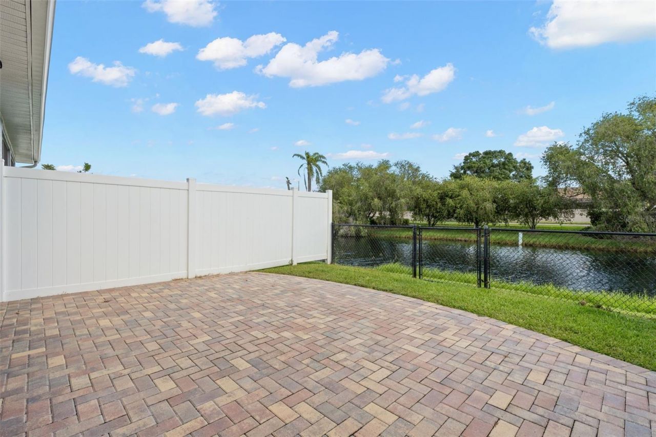 216 Hemingway Drive, Oldsmar, FL 34677 Photo