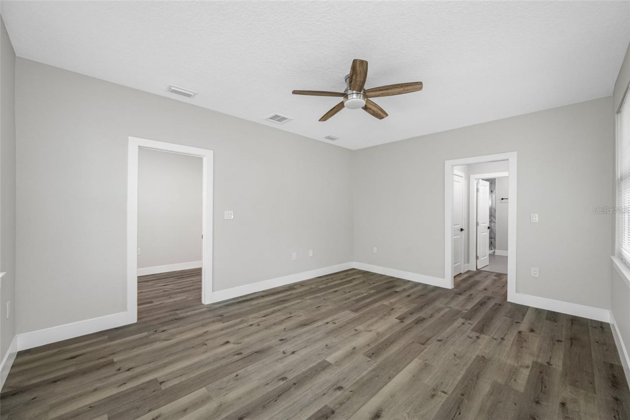 6910 Dartmouth Avenue N, Saint Petersburg, FL 33710 Photo