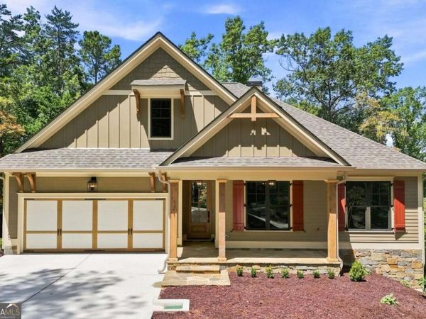 121 Bear Drive, Waleska, GA 30183