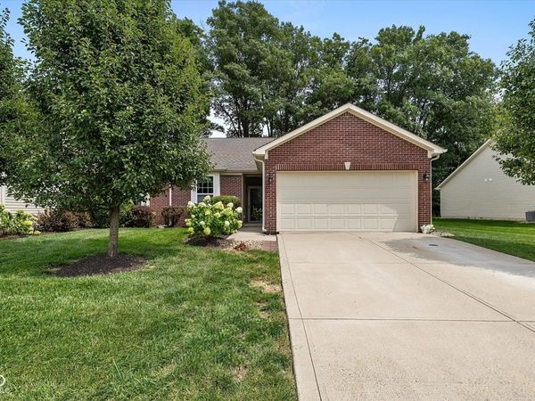 381 Dylan Drive , Avon, IN 46123