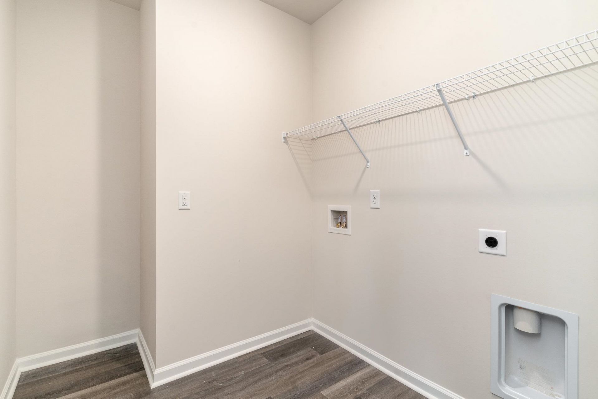 817 Old Pine Dr Photo 24
