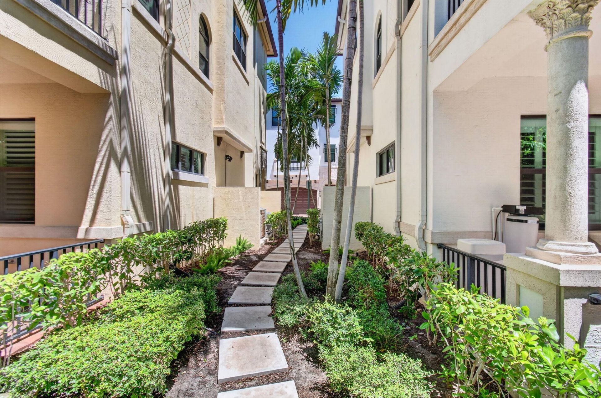 622 Windward Circle S, Boynton Beach, FL 33435 Photo
