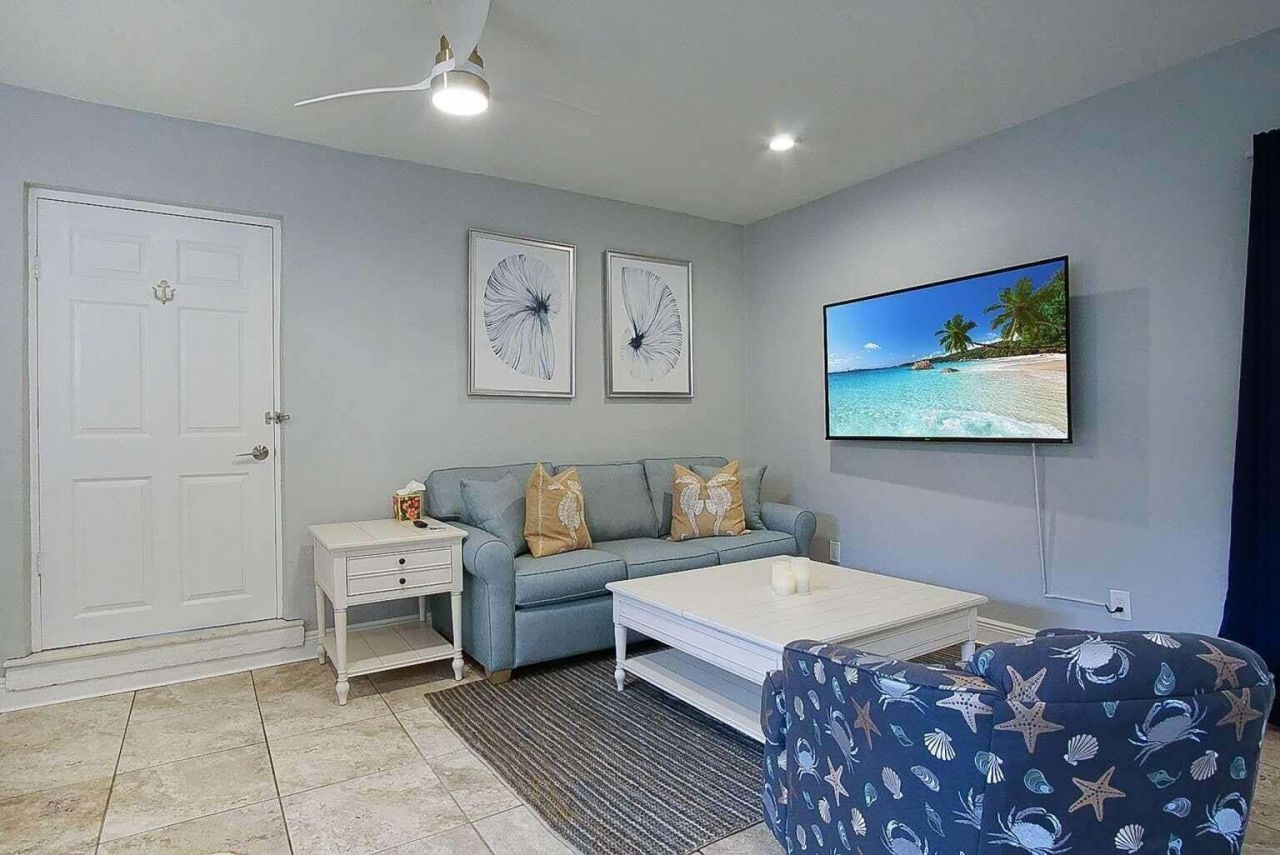 1578 Thumb Point Drive, Fort Pierce, FL 34949 Photo
