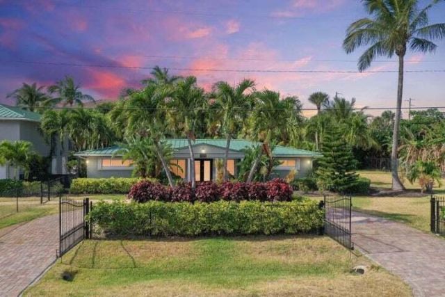 1578 Thumb Point Drive, Fort Pierce, FL 34949 Photo